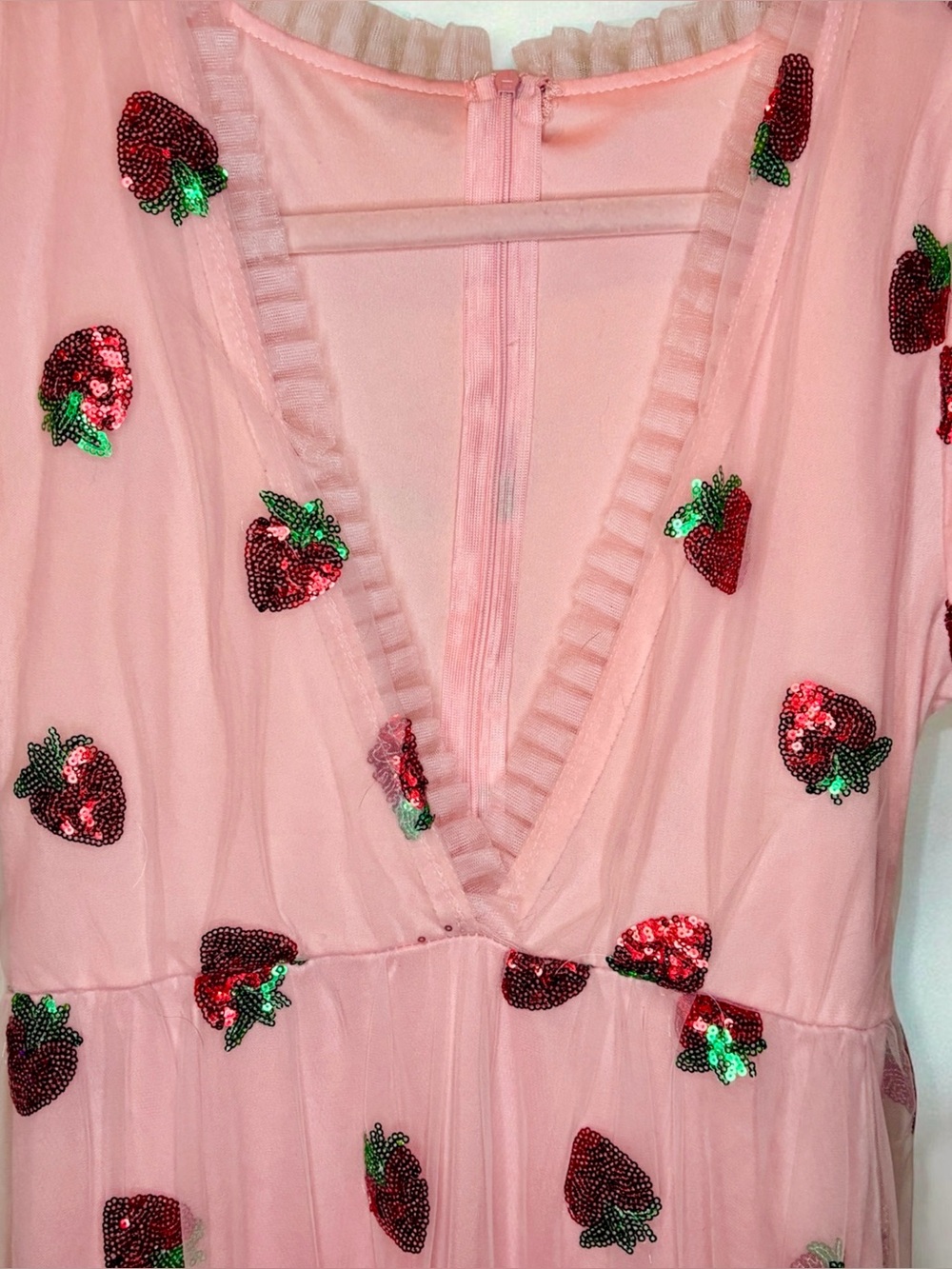 Pink Strawberry Sequin Tulle Maxi Dress Size Large Coquette NWOT - Picture 5 of 16
